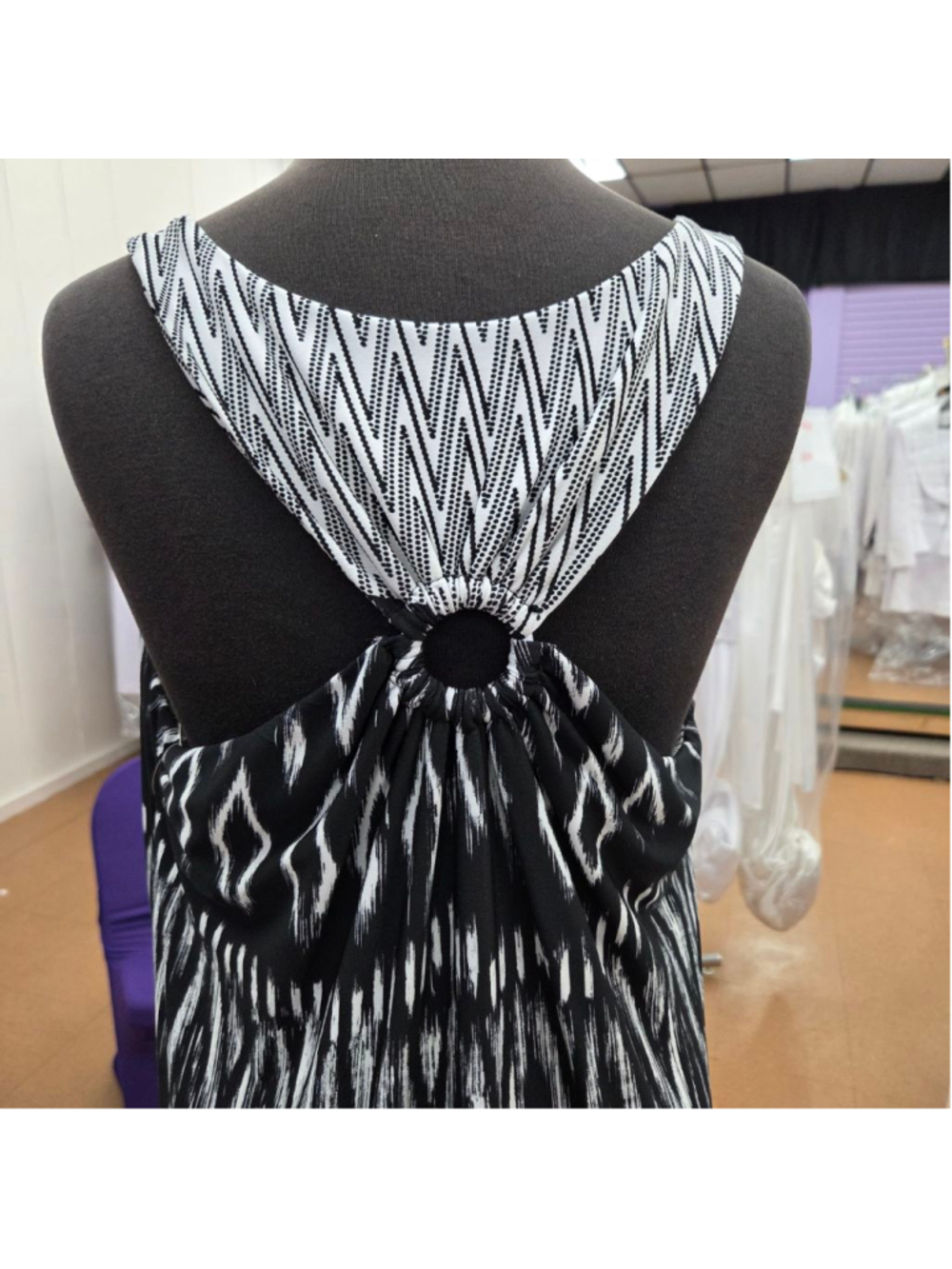 Emma & Michele Black White Ikat Print Maxi Dress XL - Picture 6 of 8